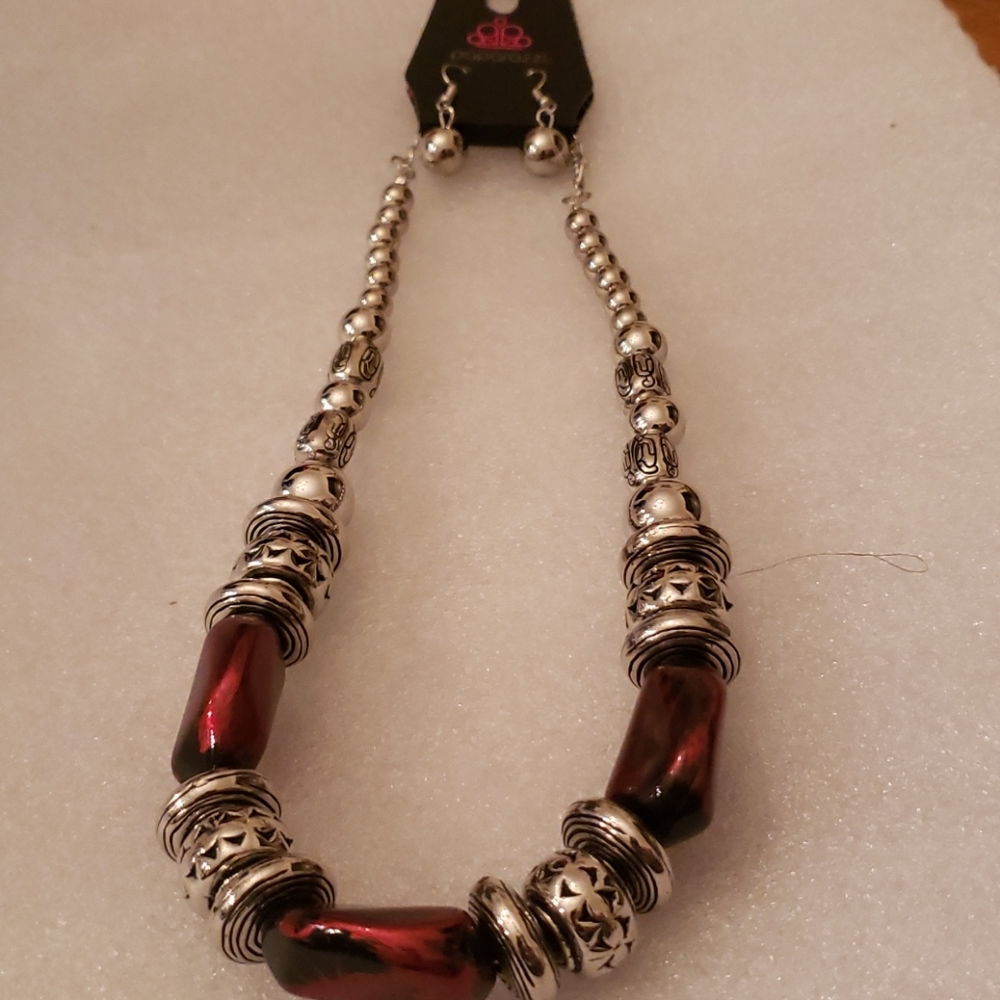 Necklace w earrings